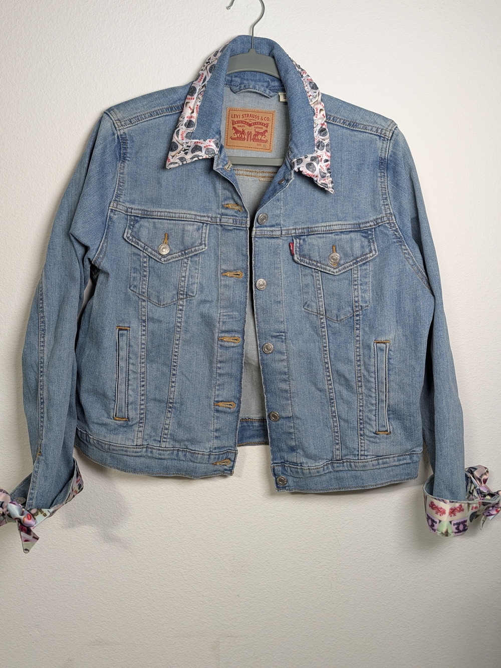 Levi's Light Blue Denim Jacket with Floral Trim